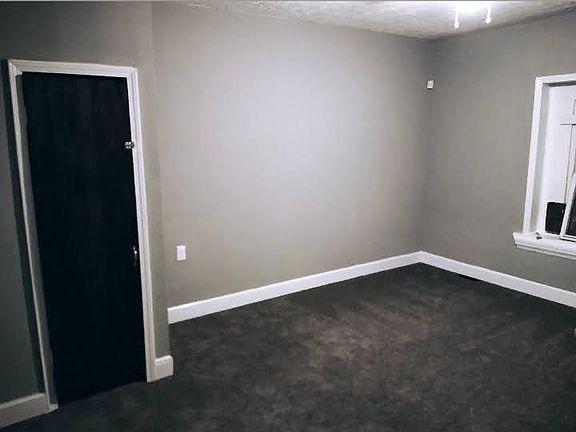 3rd image of 2217 Safford Ave