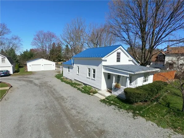 8450 N Main St, Eden, NY 14057