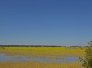 28 Meridian Rd, Beaufort, SC 29907