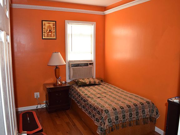 4th image of 11754 140th St