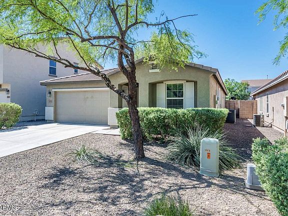2nd image of 989 E DANIELLA Drive