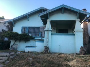 944 39th St, Oakland, CA 94608
