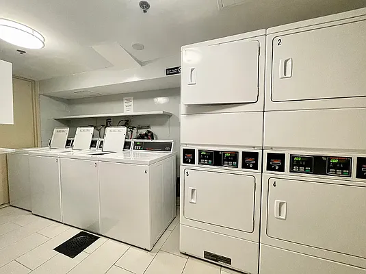 Rented by Avenues Real Estate | media 17