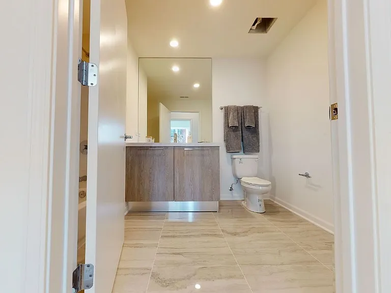 2551 S Wabash Ave #506 — Photo 5
