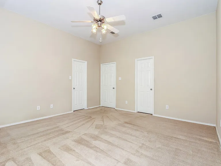 1235 Sweetwater Dr — Photo 9