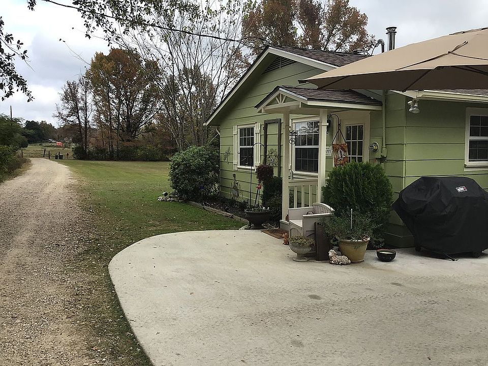 2nd image of 765 County Road 2370