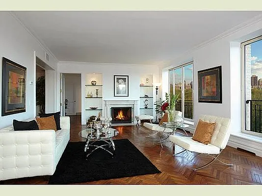 Sold by Stribling | media 9