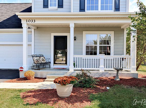 2nd image of 1033 S Arlington Ct