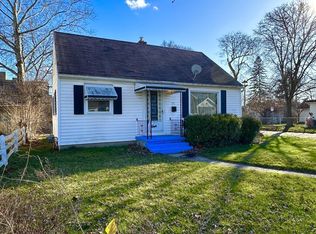 331 Strathmore Rd, Lansing, MI 48910