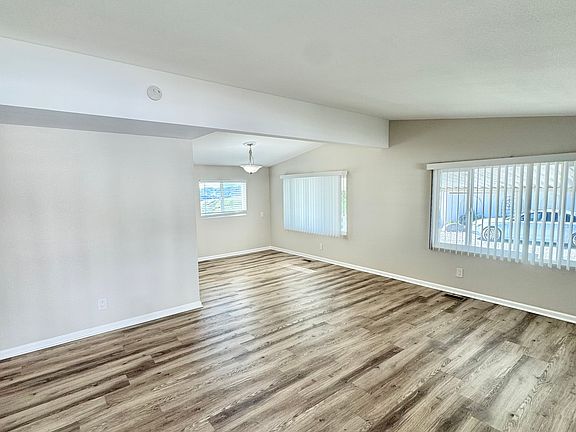 4th image of 1134 Villa Calimesa Ln Space 89