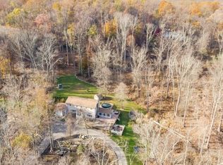 5 Laurel Ln, Chester, NJ 07930