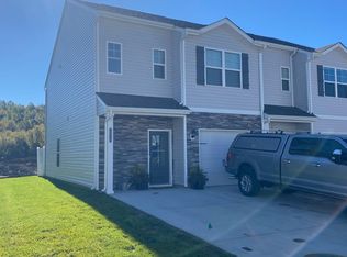 1039 Saylors Pl, Jonesborough, TN 37659