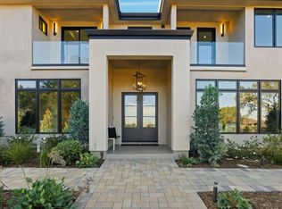 20388 Hill Ave, Saratoga, CA 95070