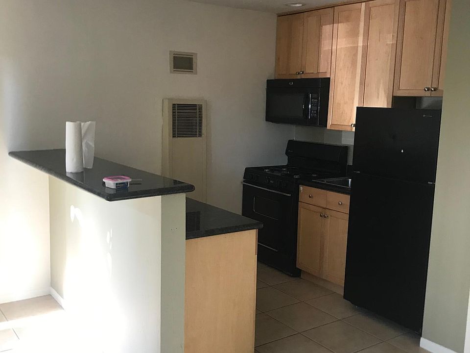 1st image of 3020 Hugo St APT 22