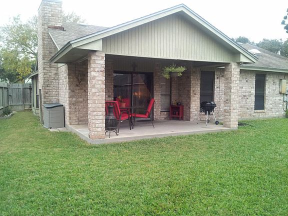 3rd image of 3222 Dunbarton Oak St