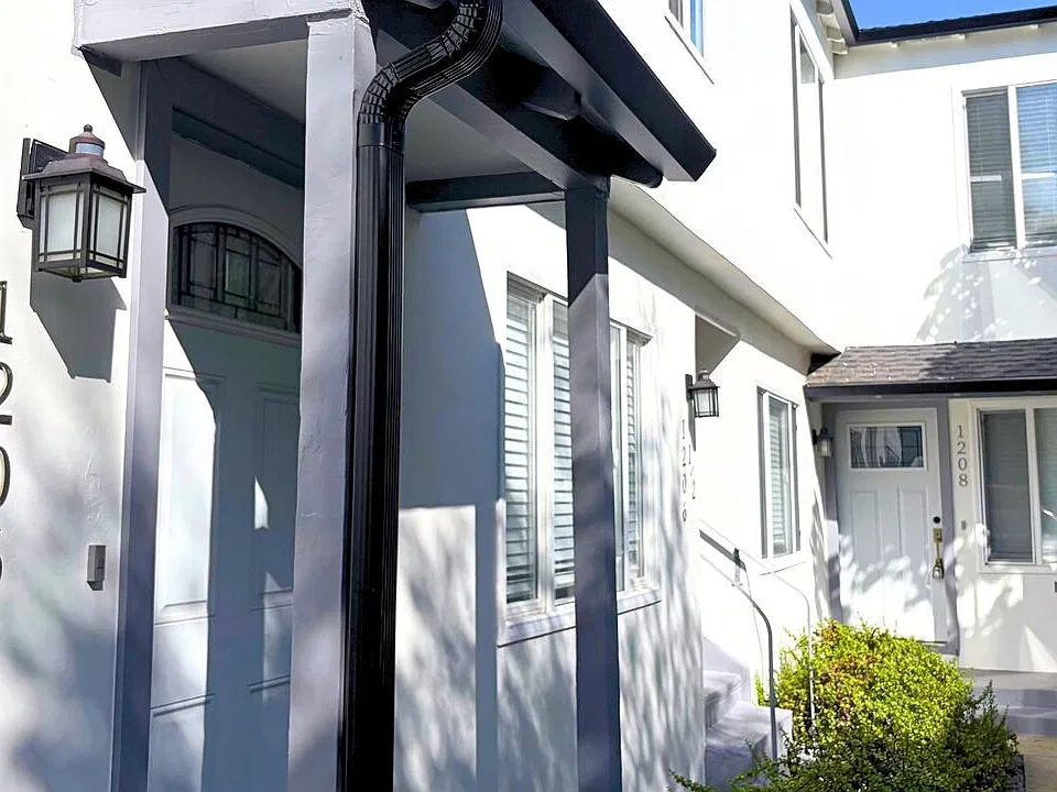 1206 S Cochran Ave