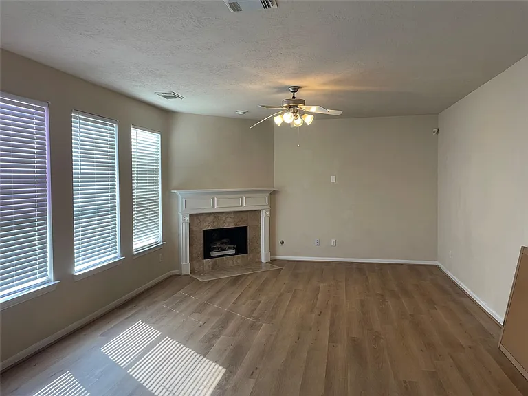 12606 Egret Hill Ct — Photo 7