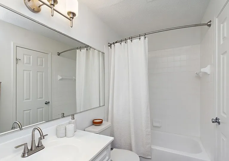 ReNew Western Cranston — Photo 7