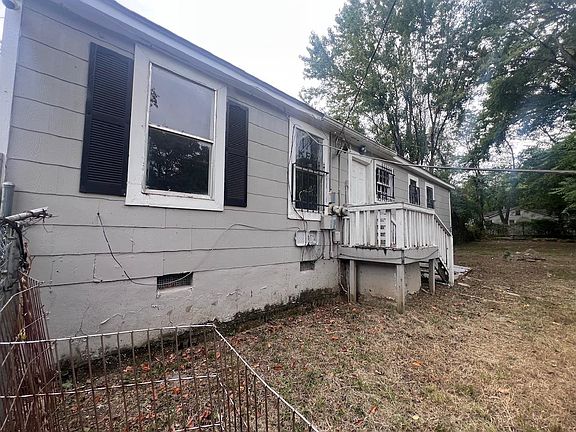 14th image of 3581 Rockwood Ave