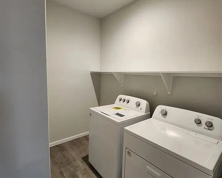 8925 Old Rawhide Ln — Photo 6