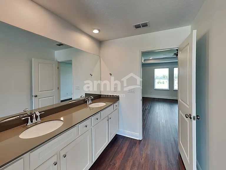 14628 Cedar Mill Dr — Photo 15