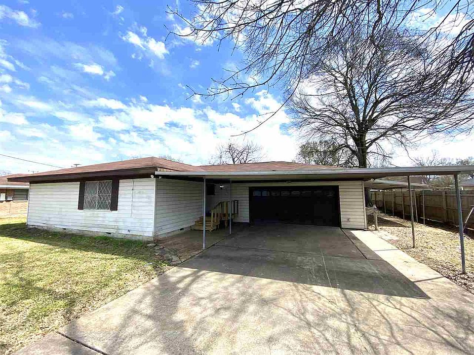 1st image of 127 Jerry Dr