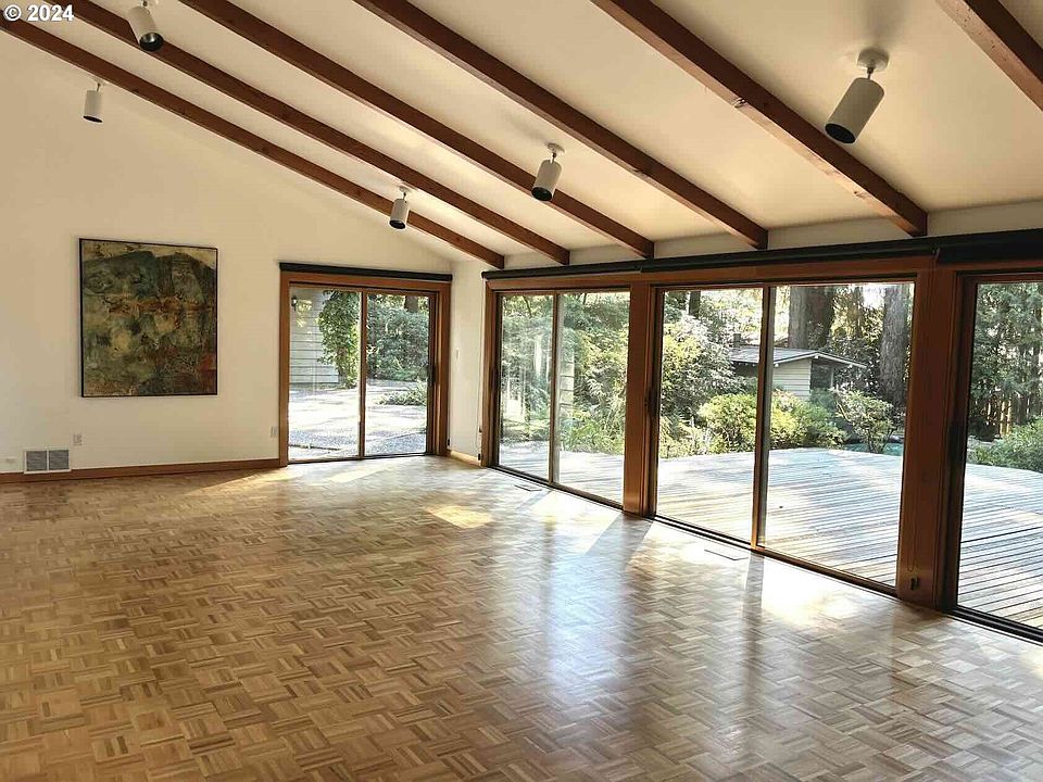 2nd image of 10550 SW Arborcrest Way