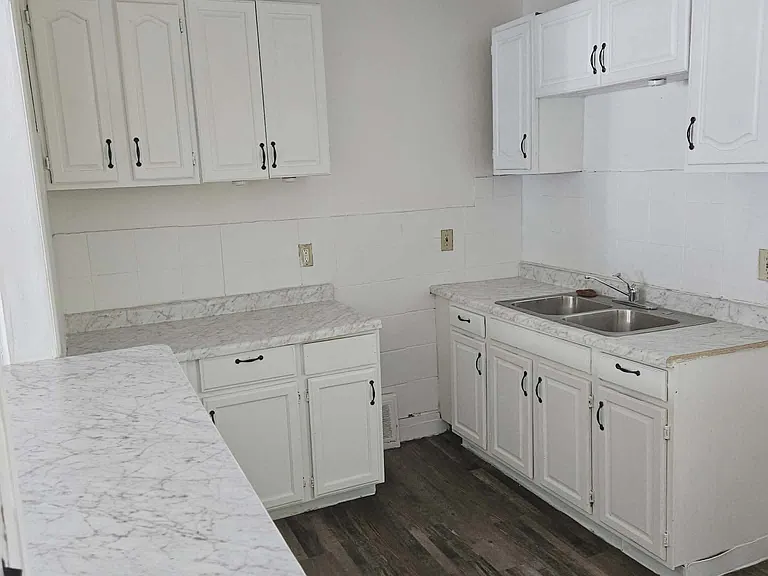 13413 Coath Ave — Photo 13