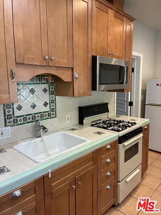 1 bed, 1.0 bath, 520 sqft, $3,500 — Photo 4