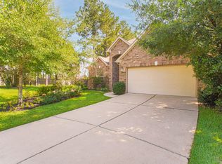 66 N Marshside Pl, Spring, TX 77389