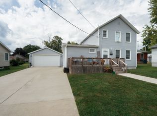 338 Green St, Peru, IL 61354