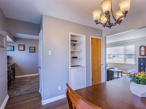 5th image of 9501 Koerber Ln