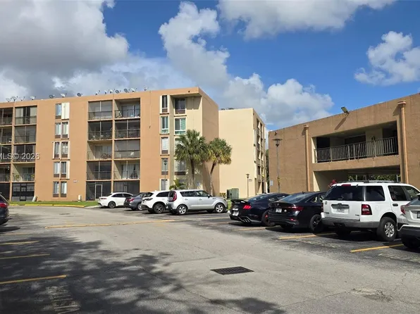 9120 Fontainebleau Blvd APT 501, Miami, FL 33172