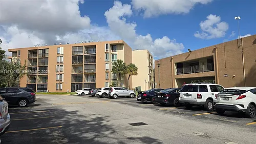 9120 Fontainebleau Blvd #501 Photo 1