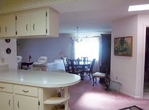 5th image of 3328 S Royal Oaks Dr