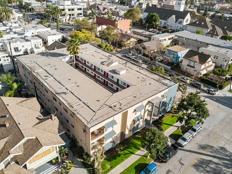 800 Linden Ave in Long Beach — Photo 13