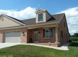 19416 Moonstone Dr, Hagerstown, MD 21742