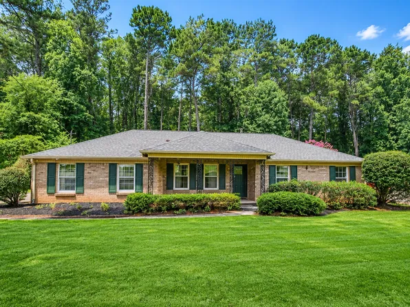 1397 Ridgewood Dr SW #0, Lilburn, GA 30047