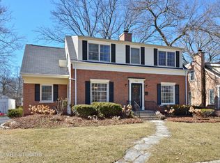 716 Beaver Rd, Glenview, IL 60025