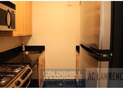 1st image of 145 4th Ave APT 06M