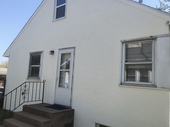 3rd image of 1339 Payne Ave
