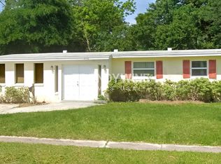 2518 Congaree Dr W, Jacksonville, FL 32211