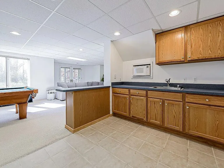 22646 Autumn Park Blvd — Photo 49