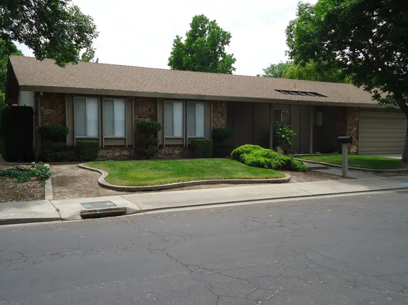 2720 Harvest Rd, Modesto, CA 95355