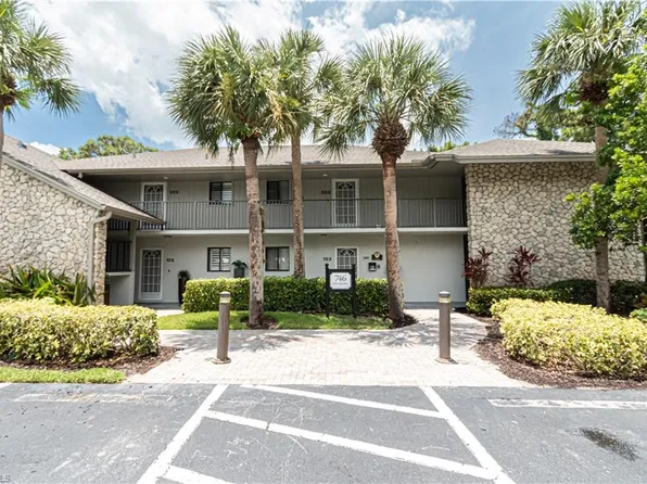 746 Eagle Creek DR W #104, NAPLES, FL 34113