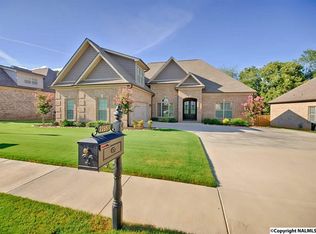22859 Bluffview Dr, Athens, AL 35613