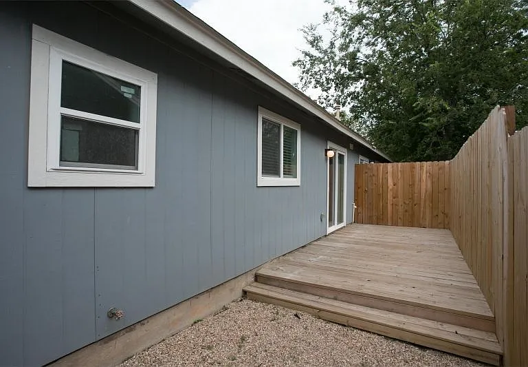 1103 Booker Ave #B — Photo 21