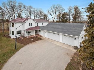 6168 Center Rd E, Sturgeon Bay, WI 54235