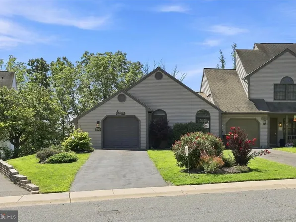 309 W Main St, Adamstown, PA 19501