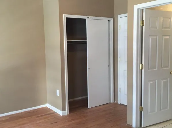1521 Spring Garden St #2F, Philadelphia, PA 19130